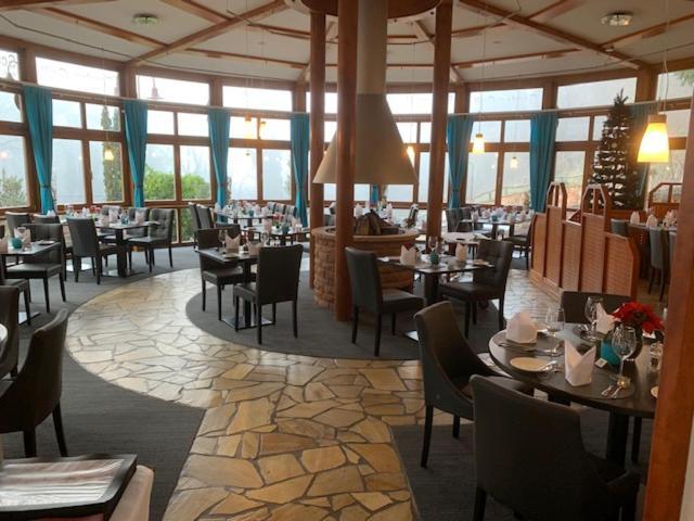 Schlosshotel Ландщул Екстериор снимка